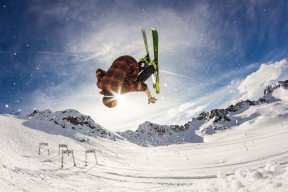 澳洲队用速度和团队精神征服赛场，澳洲国家队